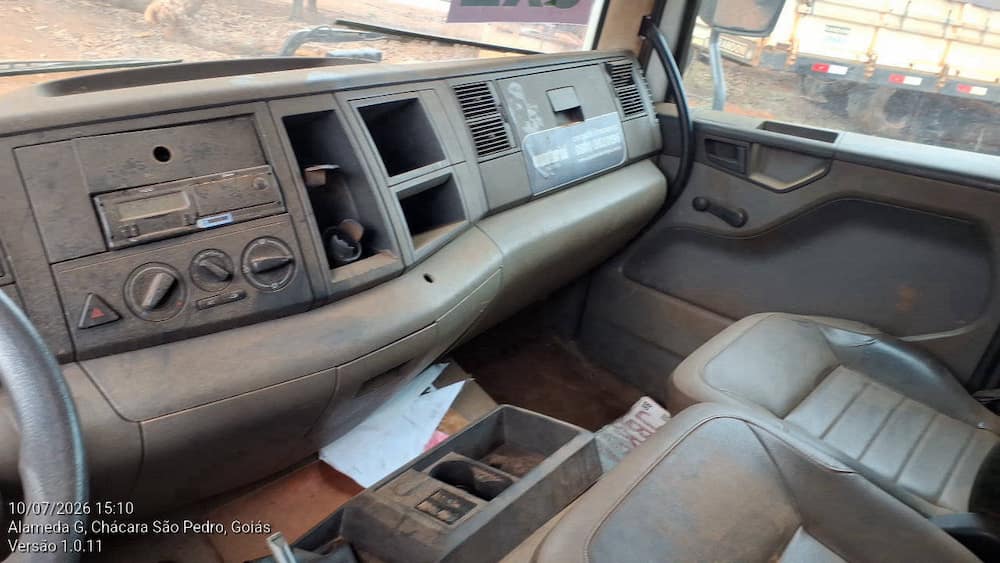 VOLKSWAGEN 23.230 CRM 6X2