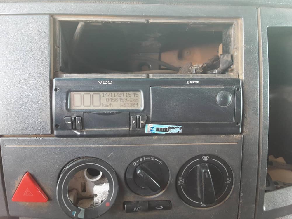 VOLKSWAGEN 17.190 CRM 4X2