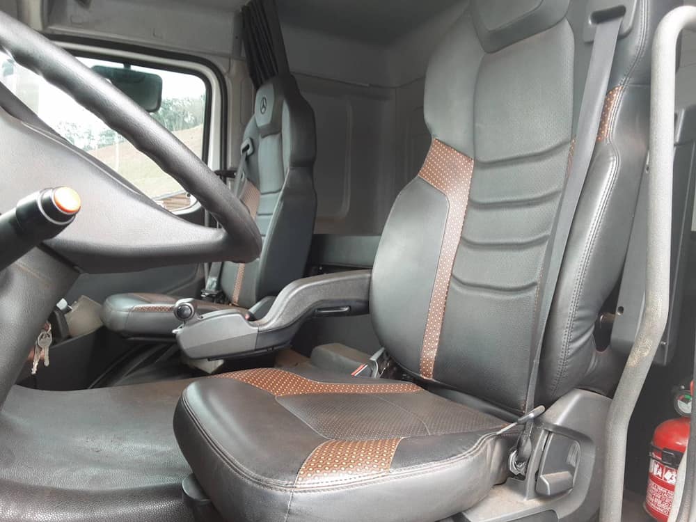 Mercedes-Benz Axor 3344 S (6X4)
