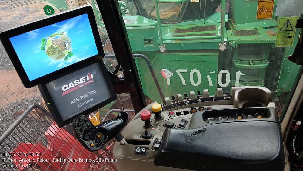CASE 8810