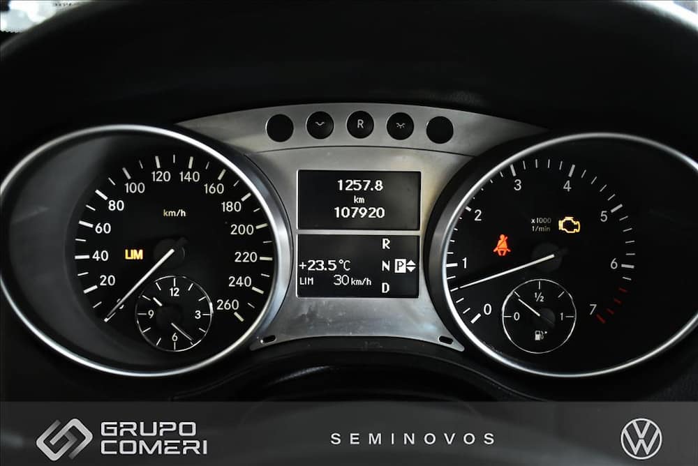 2011 MERCEDES-BENZ ML 500 5.0 V8 24V GASOLINA 4P AUTOMÁTICO