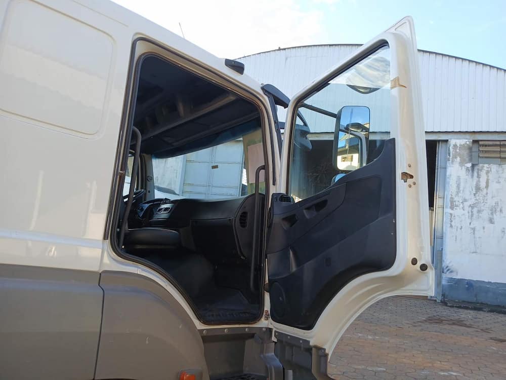 Mercedes-Benz Axor 3344 S (6X4)