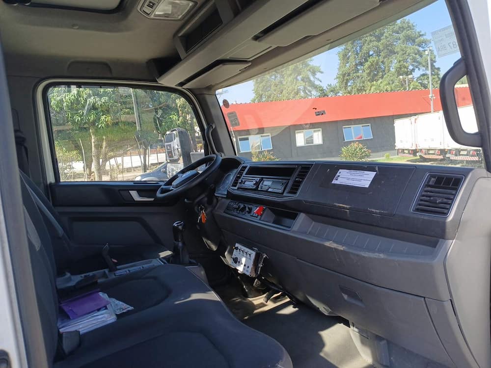 Volkswagen 9-170 Delivery 2p (diesel)(E5)