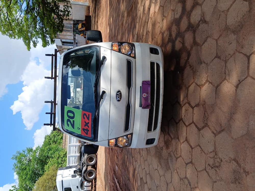 KIA UK2500 HD SC