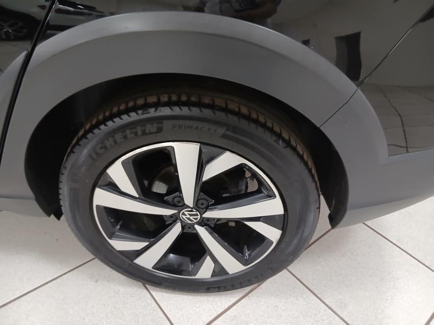 Volkswagen NIVUS 1.0 200 TSI TOTAL FLEX HIGHLINE AUTOMÁTICO