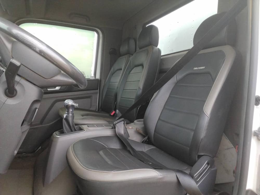 VOLKSWAGEN 11-180 DELIVERY 2P DIESEL E5