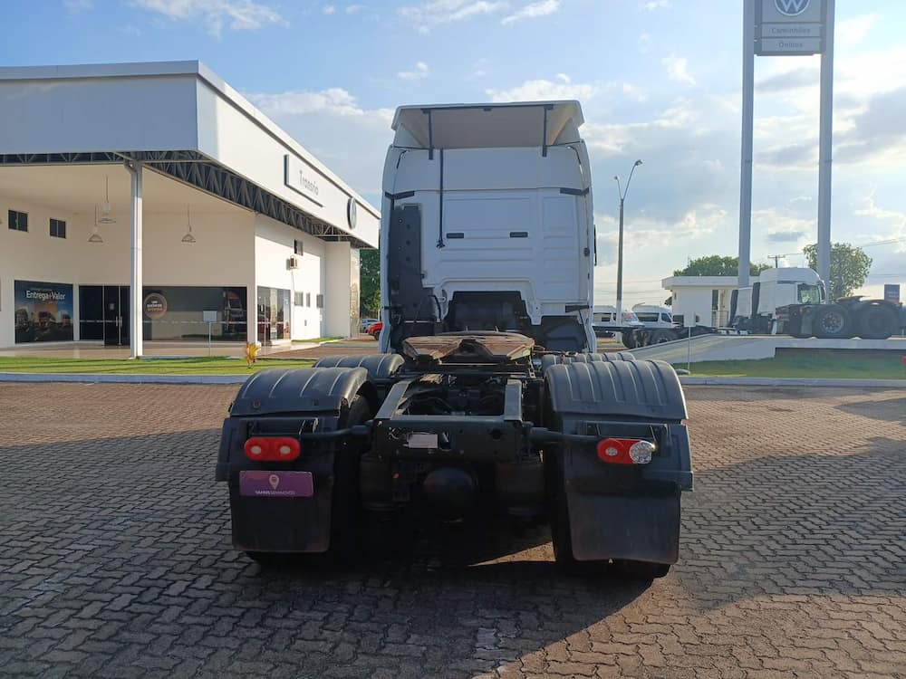 VOLKSWAGEN 29.520 METEOR 6X4