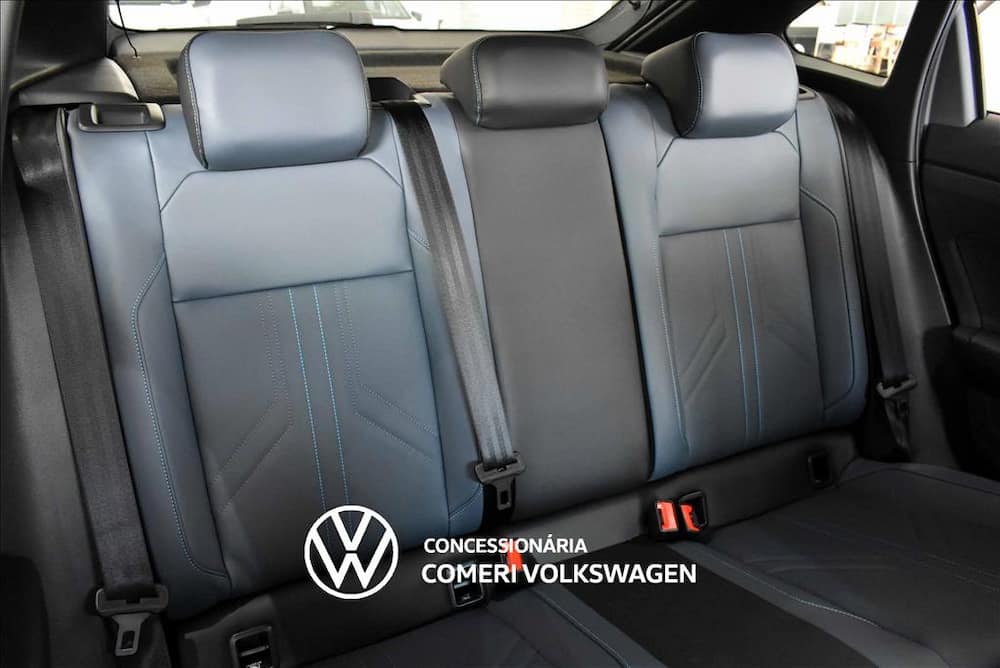 2027 VOLKSWAGEN NIVUS 1.0 200 TSI TOTAL FLEX HIGHLINE AUTOMÁTICO