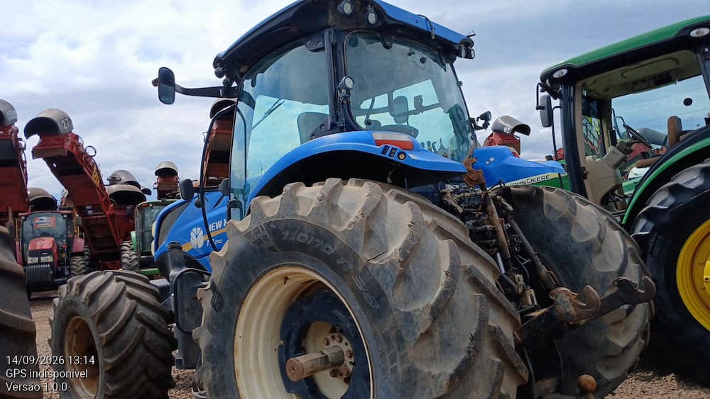 NEW HOLLAND T7 240