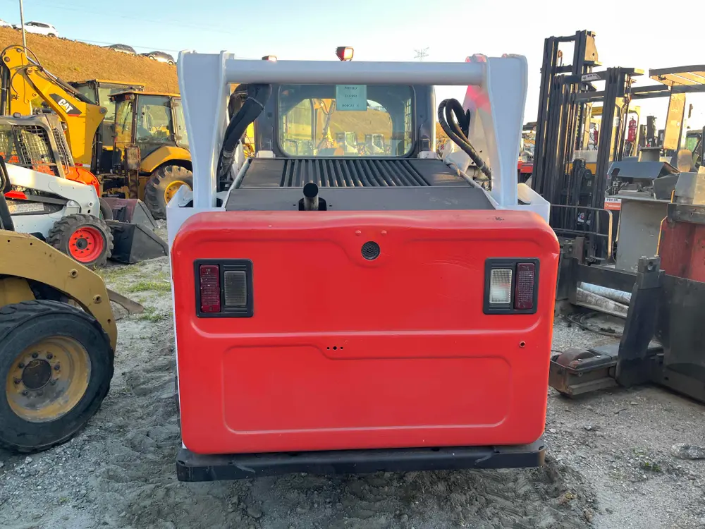 BOBCAT S570