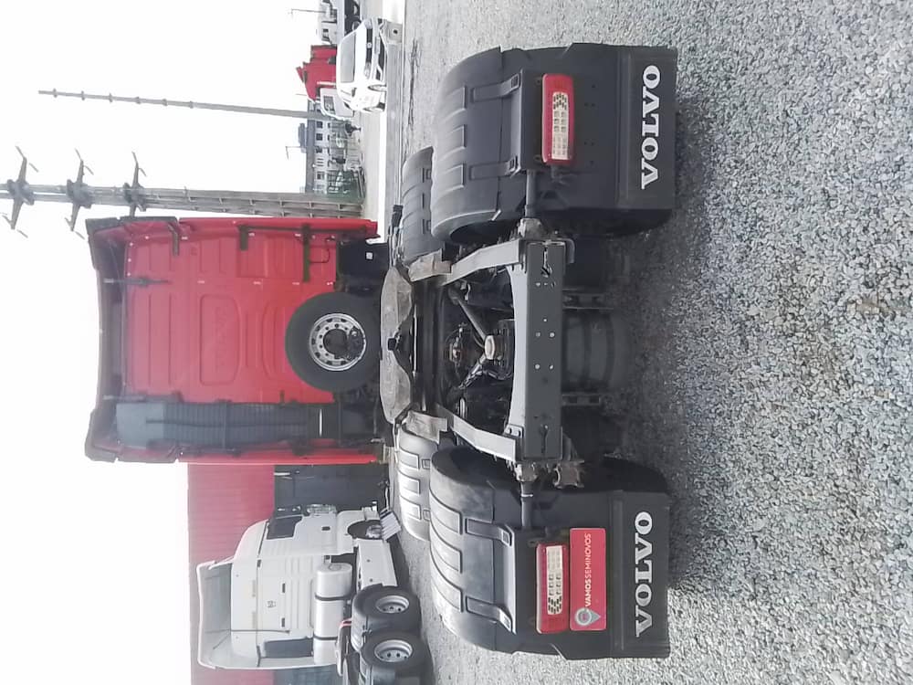 Volvo FH-460 GLOBETROTTER 6x2 2p (diesel) (E5)