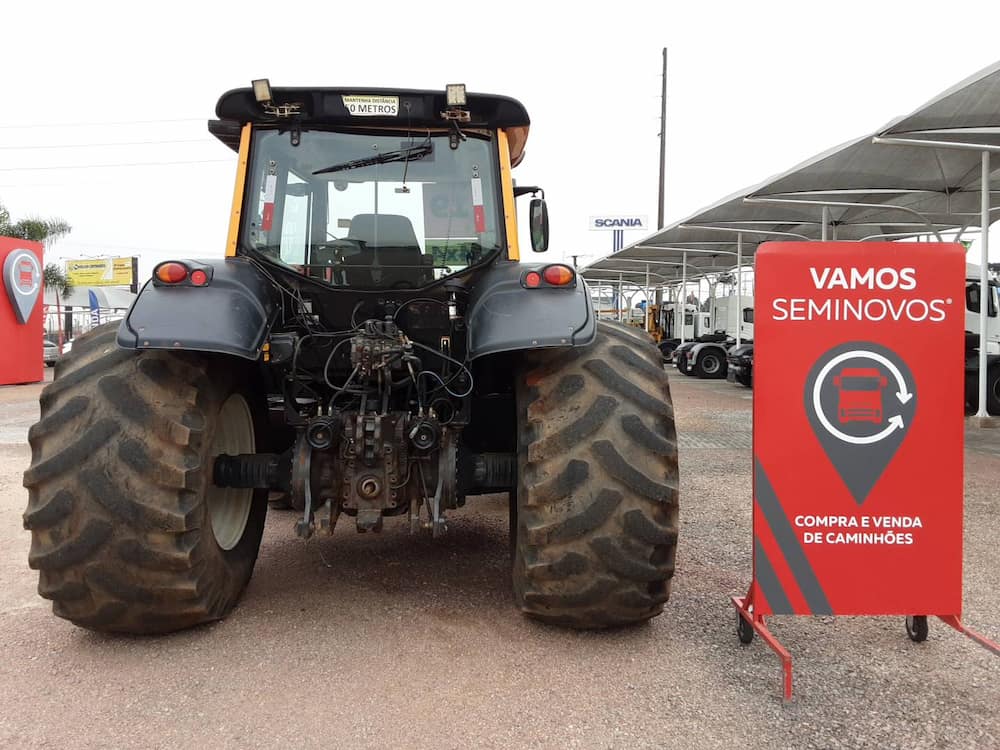 VALTRA BH 224 HiTECH