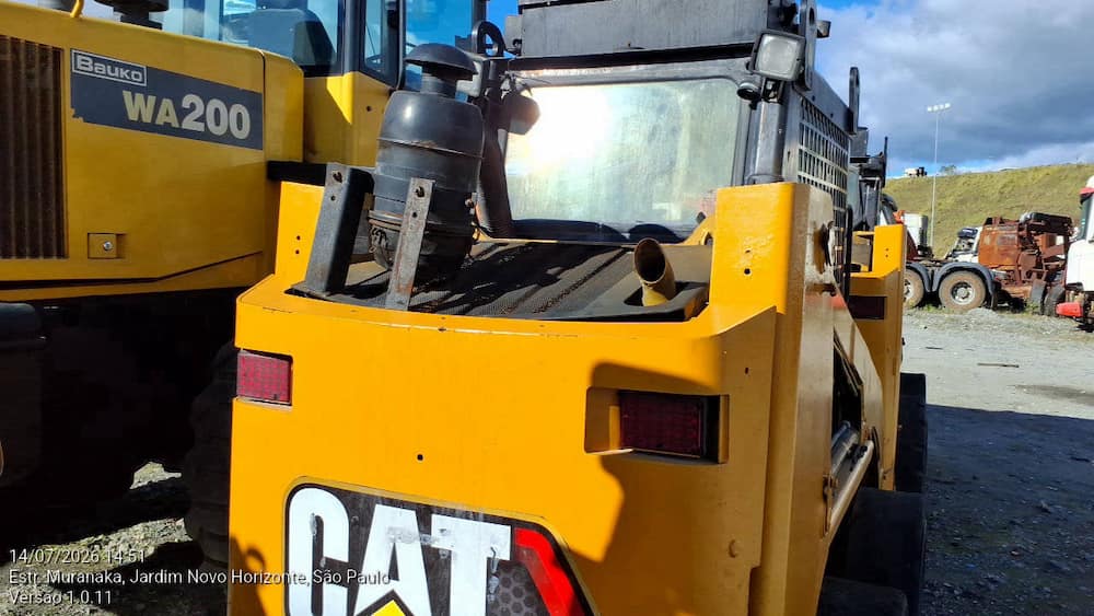 CATERPILLAR MINI CARREGADEIRA