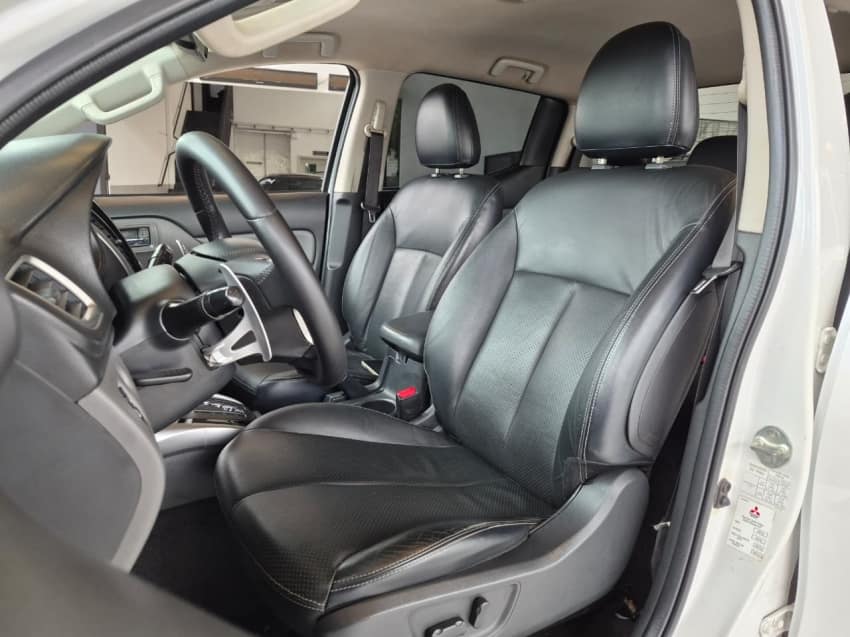 Mitsubishi L200 TRITON 2.4 16V TURBO DIESEL SPORT HPE-S CD 4P 4X4 AUTOMÁTICO 2019/2020