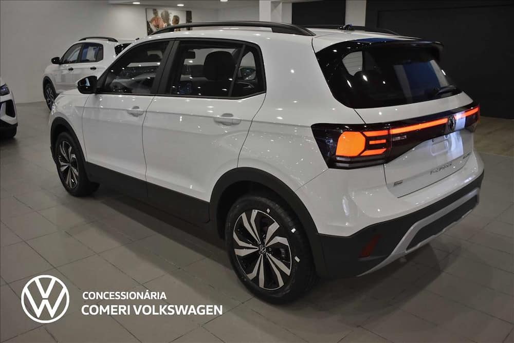 2026 VOLKSWAGEN T-CROSS 1.0 200 TSI TOTAL FLEX AUTOMÁTICO