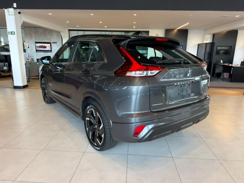 Mitsubishi ECLIPSE CROSS 1.5 MIVEC TURBO GASOLINA TARMAC CVT 2027/2027