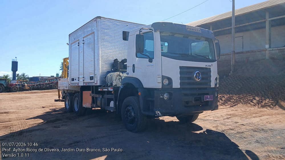 VOLKSWAGEN 26.280 CRM 6X4