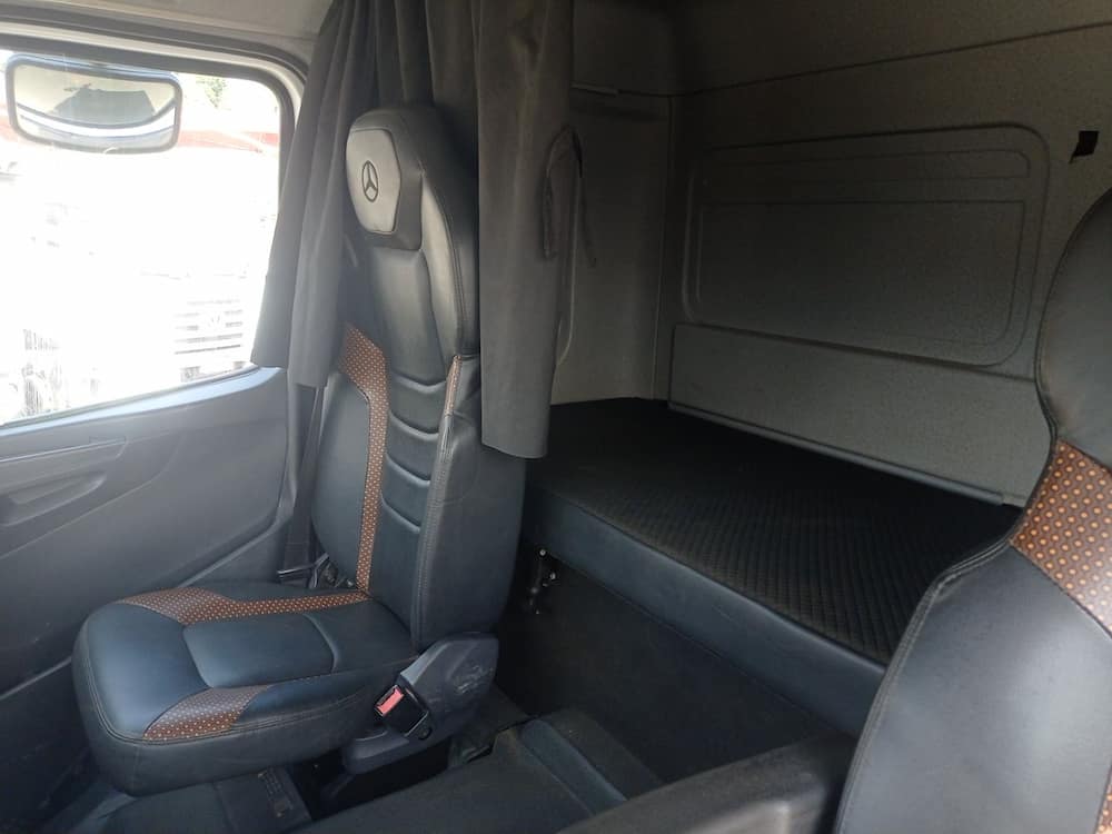 Mercedes-Benz Axor 3344 S (6X4)