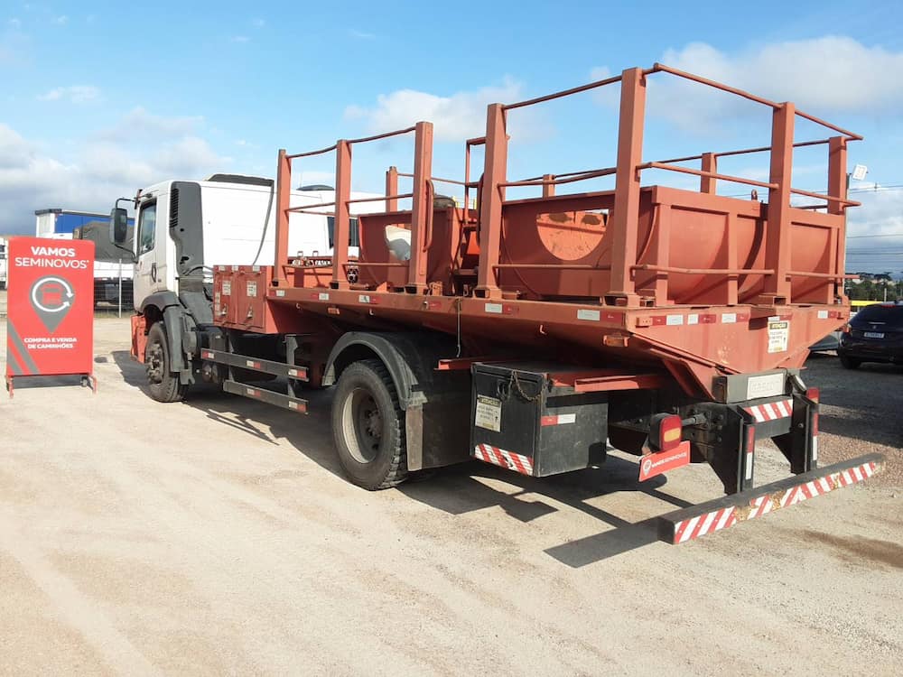 VOLKSWAGEN 17.190 CRM 4X2