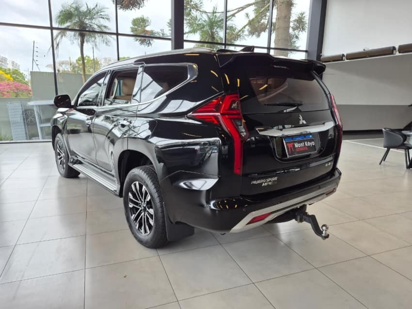Mitsubishi PAJERO SPORT 2.4 16V MIVEC TURBO DIESEL HPE-S AWD AUTOMÁTICO 2020/2021