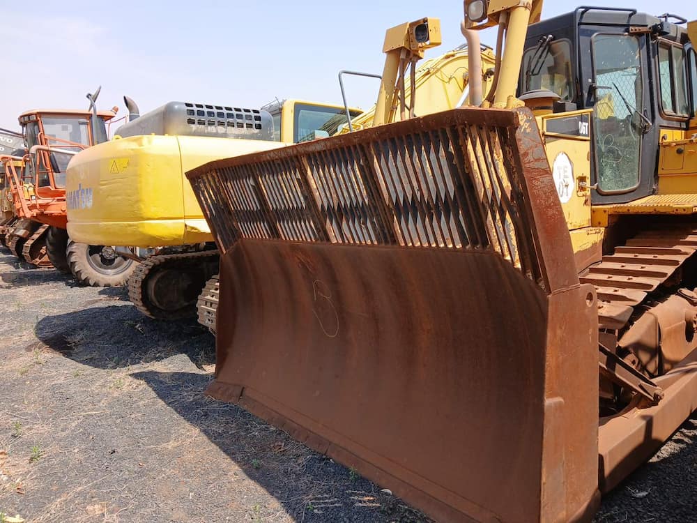 CATERPILLAR D6T
