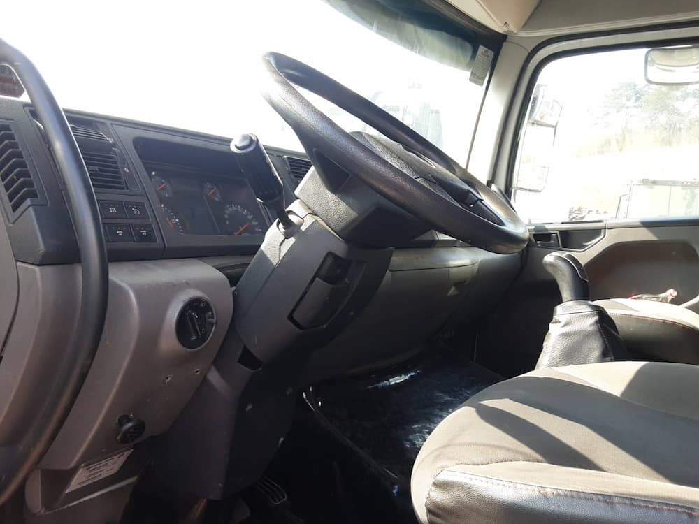 Volkswagen 25.420 Constellation 25.420 E DC Tractor V Tronic