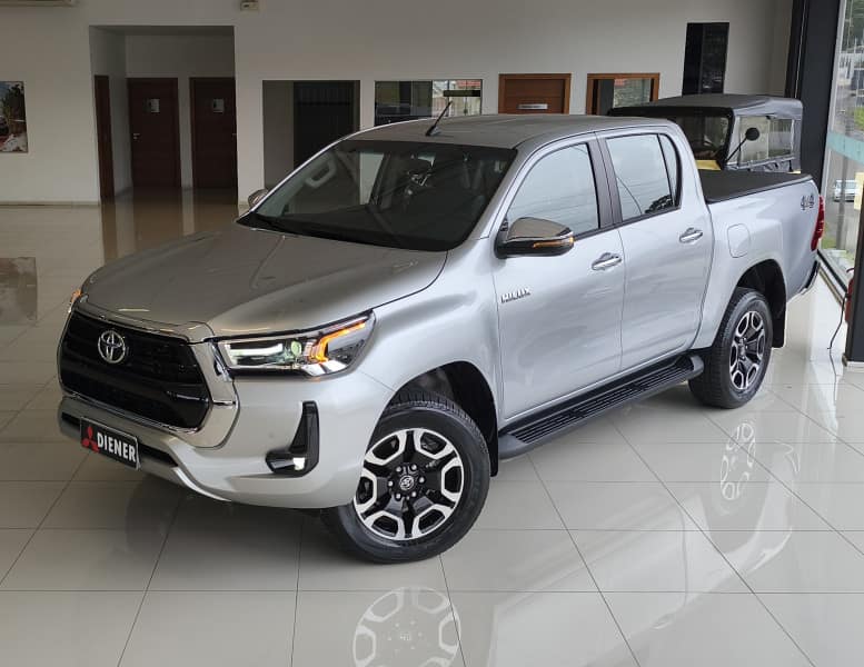 Toyota HILUX CD SRV 2.8 4X4 DIESEL AUT 2025
