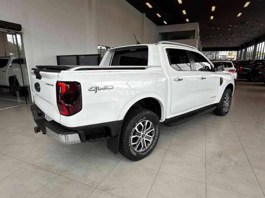 Ford RANGER 3.0 V6 TURBO DIESEL CD LIMITED 4X4 AUTOMÁTICO 2023/2024