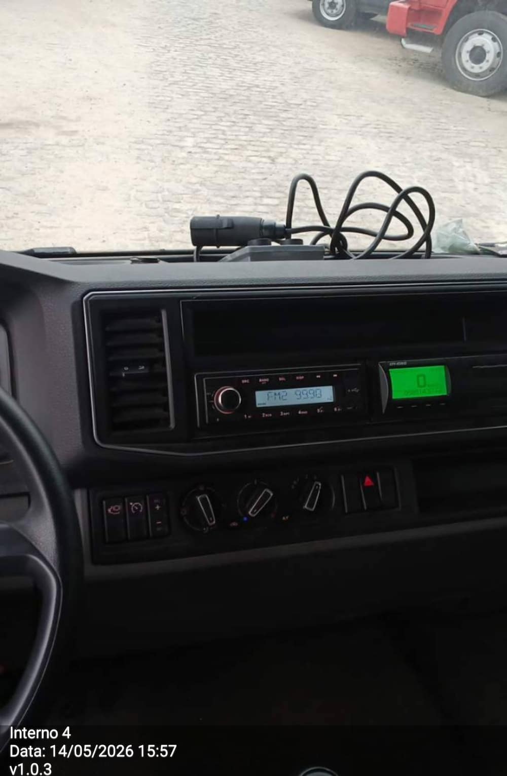 VOLKSWAGEN 9-170 DELIVERY 2P DIESEL E5