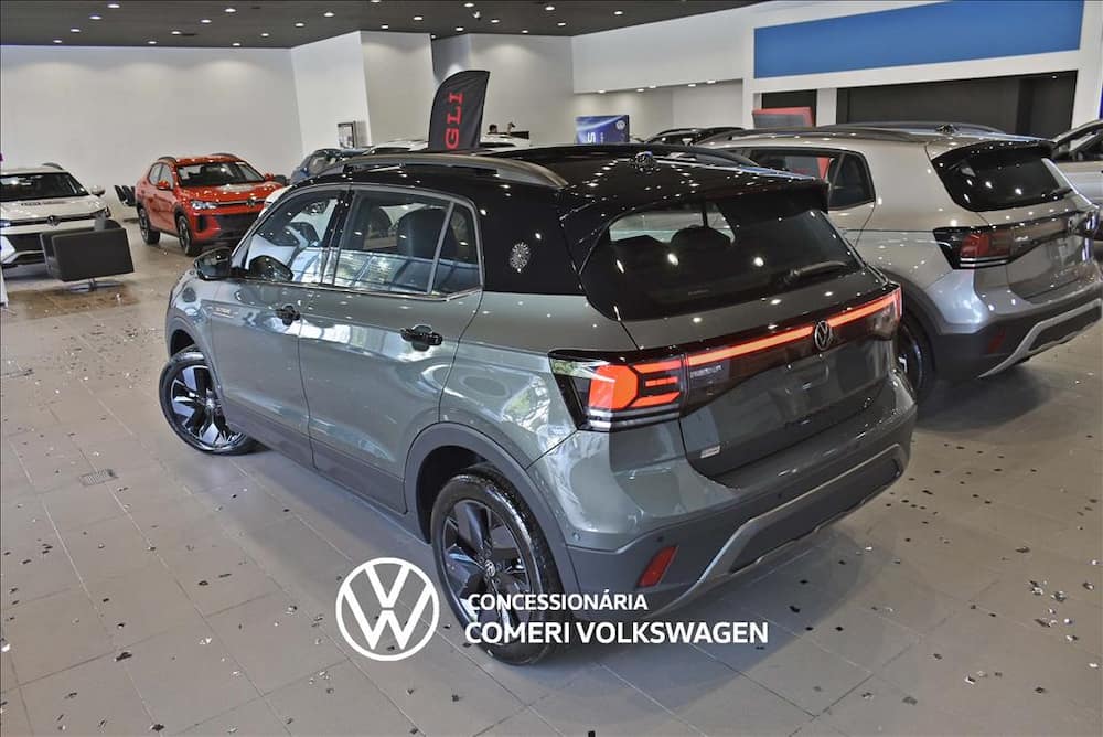 2027 VOLKSWAGEN T-CROSS 1.4 250 TSI TOTAL FLEX EXTREME AUTOMÁTICO