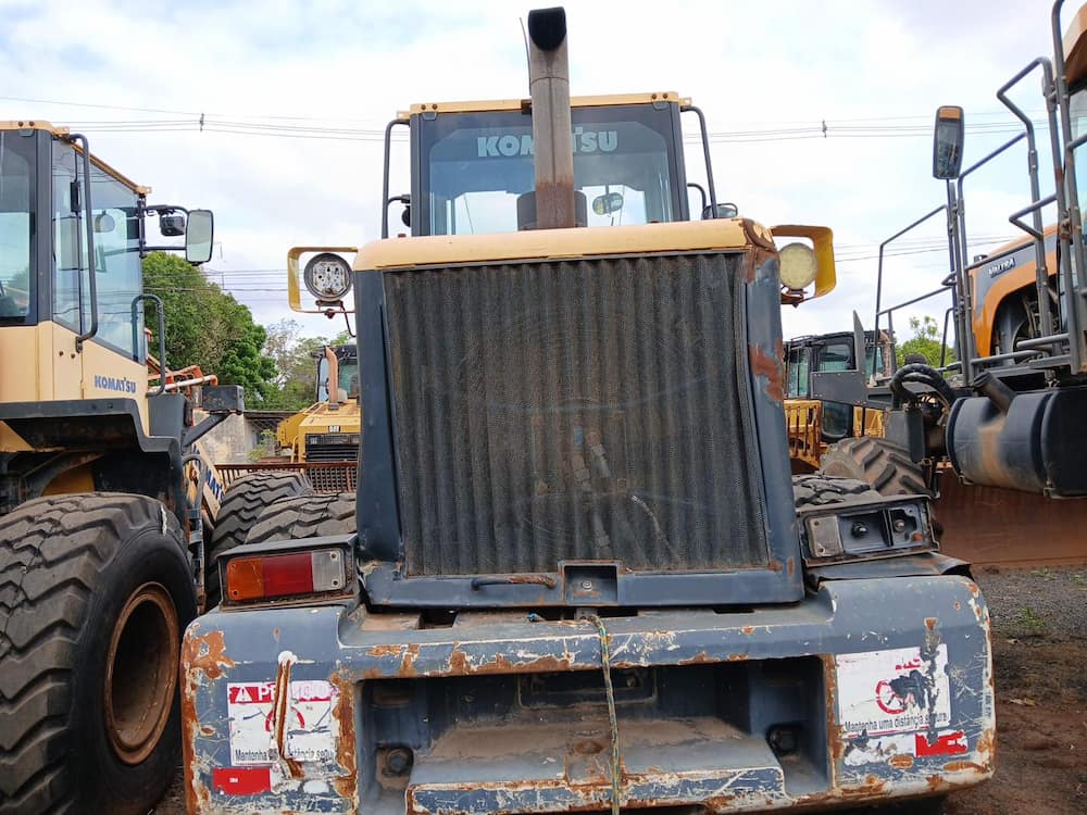 KOMATSU WA200