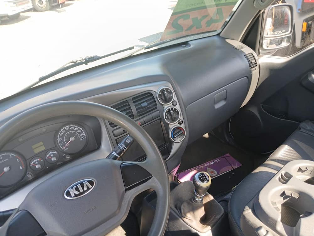 Kia Bongo K-2500 STD 4x2 RS (cab. simples)