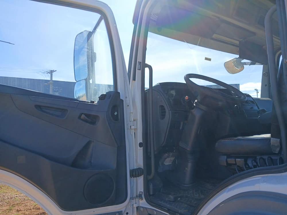 Mercedes-Benz Axor 3344 S (6X4)