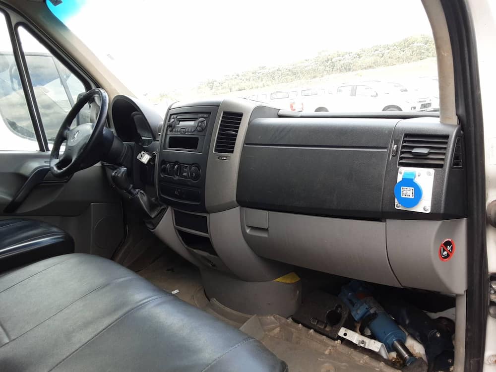 MERCEDES-BENZ SPRINTER 311 CDI