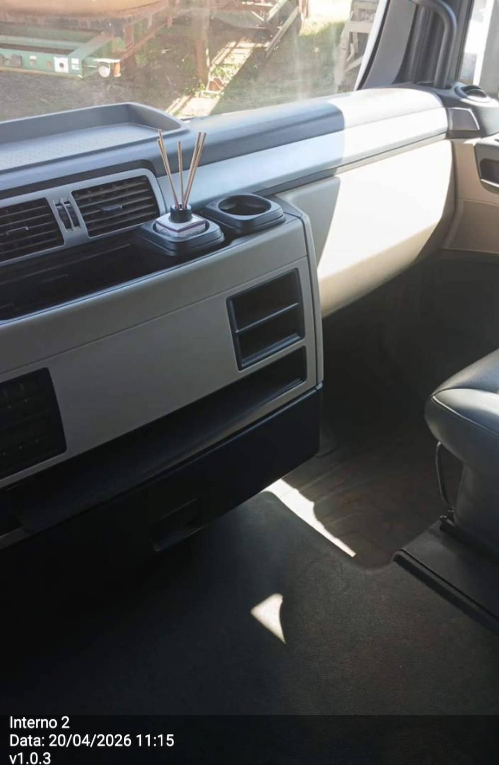 Volkswagen Meteor 29.520 6x4 2p (diesel)(E5)