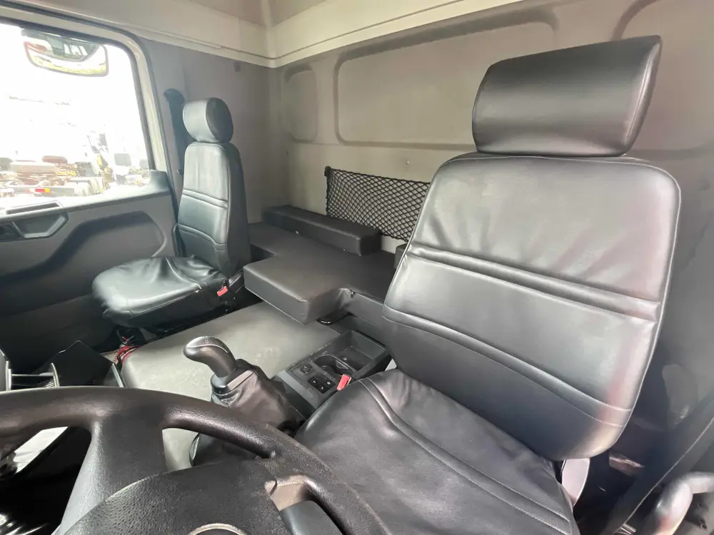 Volkswagen 25.420 Constellation 25.420 E DC Tractor V Tronic
