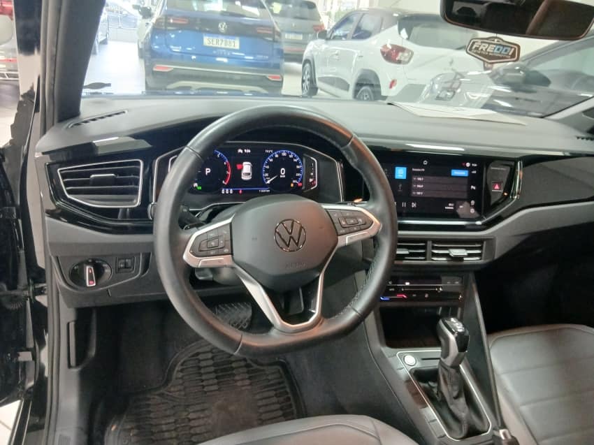 Volkswagen NIVUS 1.0 200 TSI TOTAL FLEX HIGHLINE AUTOMÁTICO