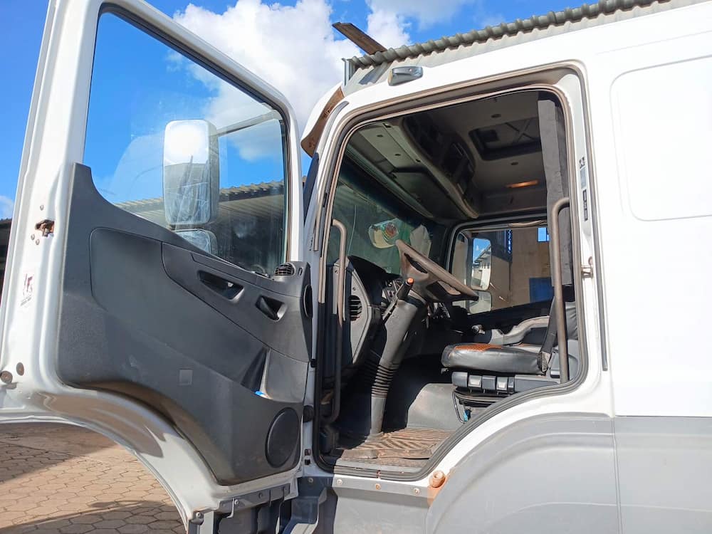 Mercedes-Benz Axor 3344 S (6X4)