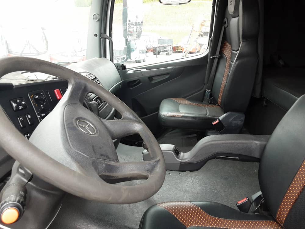 Mercedes-Benz Axor 3344 S (6X4)