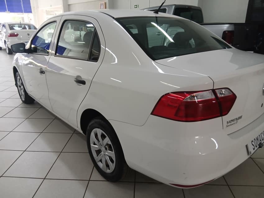 Volkswagen VOYAGE 1.0 12V MPI TOTALFLEX 4P MANUAL