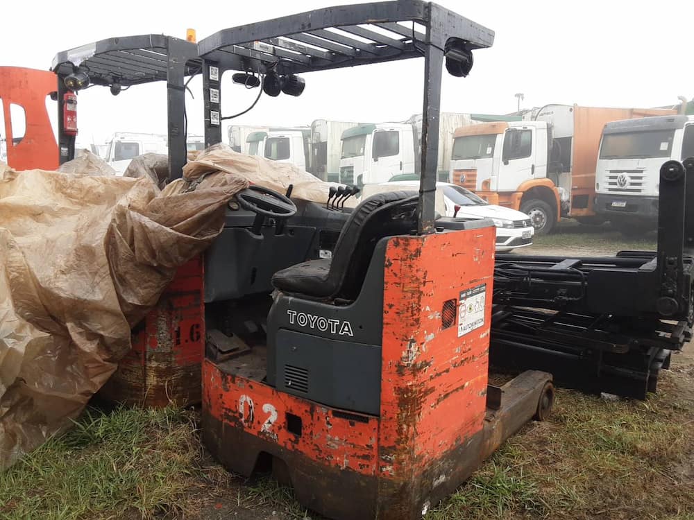 TOYOTA EMPILHADEIRA 6FBRE16