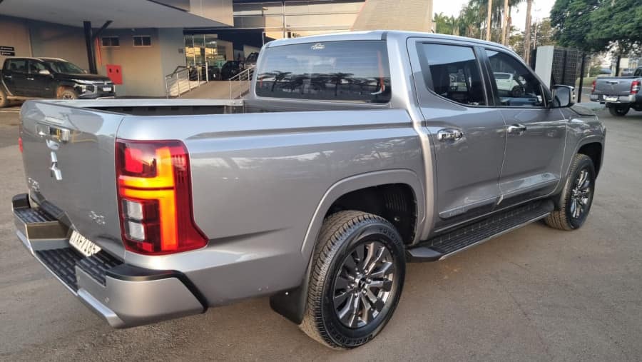 Mitsubishi TRITON HPE.S