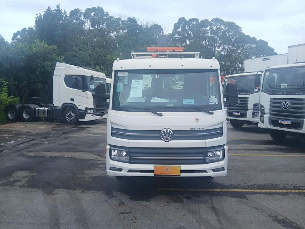 VW - VolksWagen Delivery Express Turbo Diesel (E6)