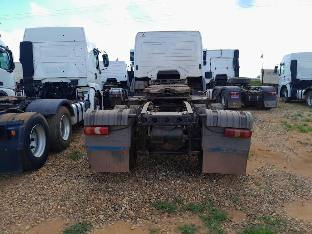 Mercedes-Benz Axor 3344 S (6X4)