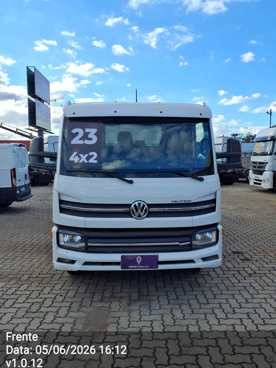 VOLKSWAGEN 11-180 DELIVERY 2P DIESEL E5