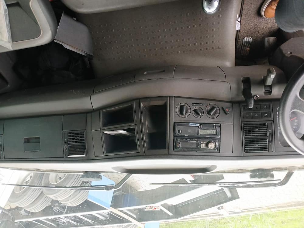 Volkswagen 25.420 Constellation 25.420 E DC Tractor V Tronic