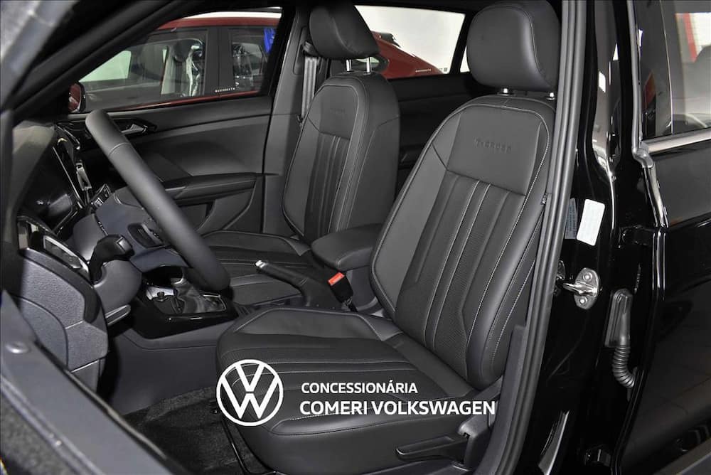 2027 VOLKSWAGEN T-CROSS 1.4 250 TSI TOTAL FLEX HIGHLINE AUTOMÁTICO