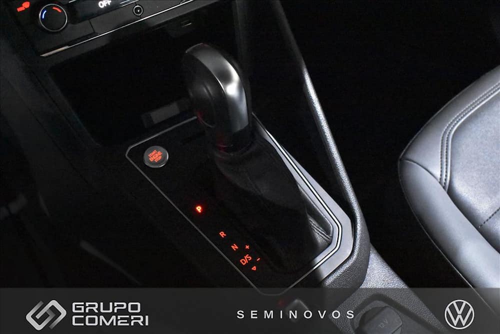 2021 VOLKSWAGEN NIVUS 1.0 200 TSI TOTAL FLEX HIGHLINE AUTOMÁTICO