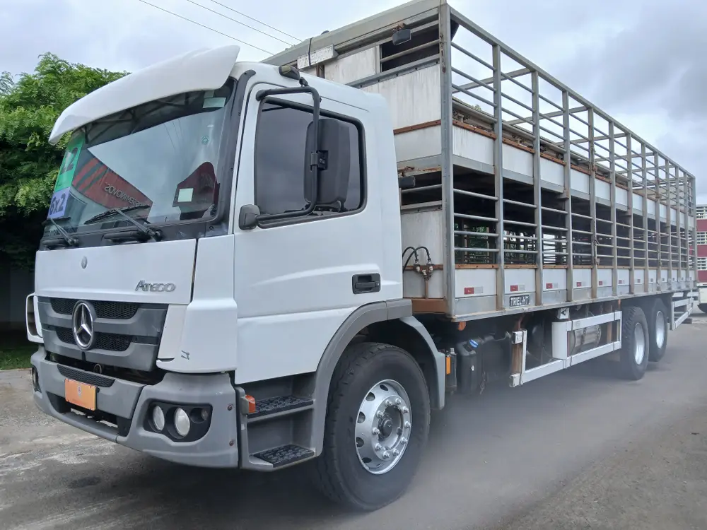 MERCEDES-BENZ ATEGO 2426