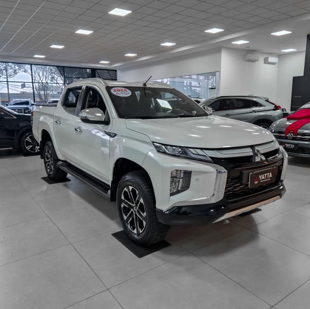 Mitsubishi L200 TRITON 2.4 16V TURBO DIESEL SPORT HPE-S CD 4P 4X4 AUTOMÁTICO 2023/2024